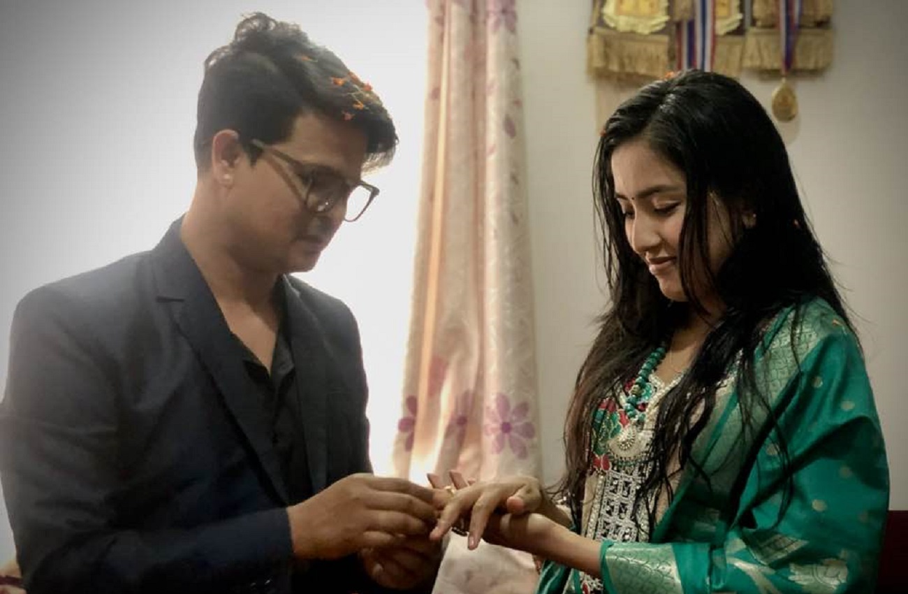 गायक कमल खत्री र मेलिनाले गरे इन्गेजमेन्ट